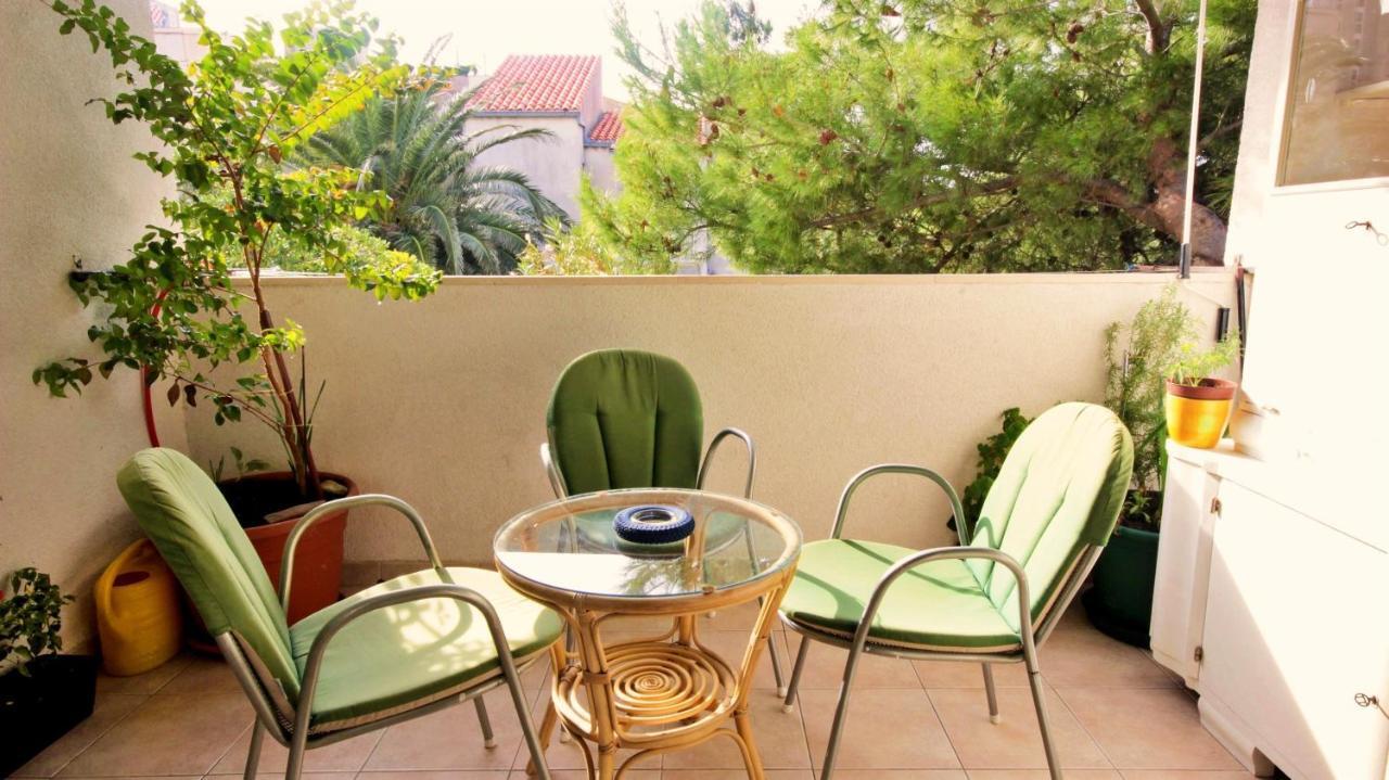 Apartment Anita Omis Exterior photo